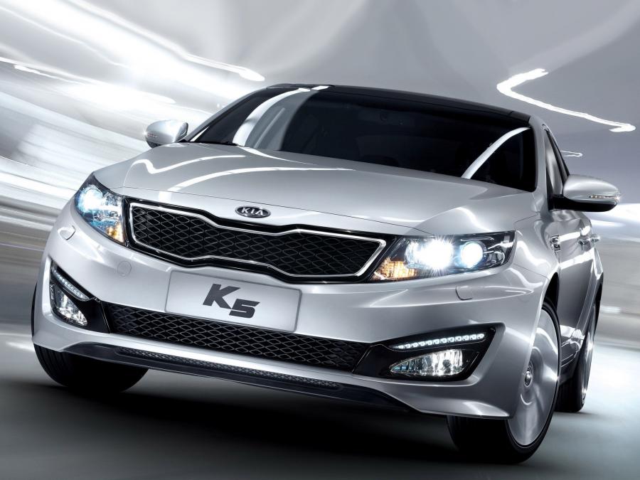  Kia K5 2011 года  (фото 1 из 2)